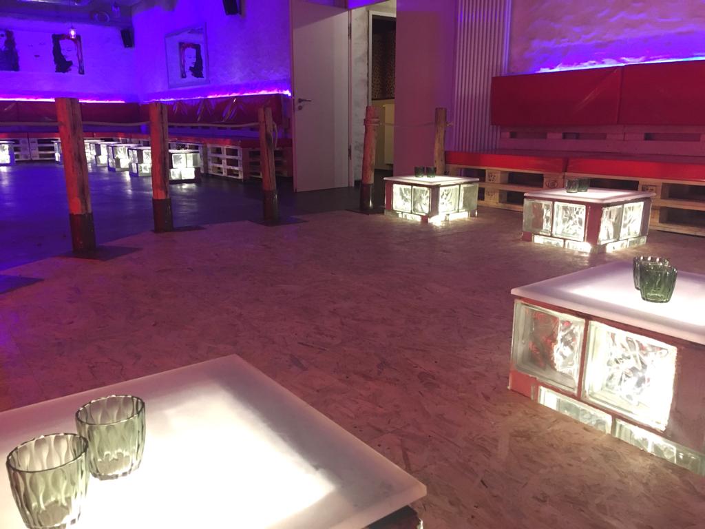 Lounge 3